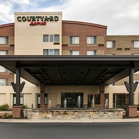 Courtyard By Marriott Chicago Schaumburg/Woodfield Mall Екстериор снимка
