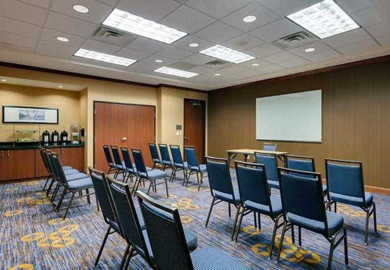 Courtyard By Marriott Chicago Schaumburg/Woodfield Mall Екстериор снимка