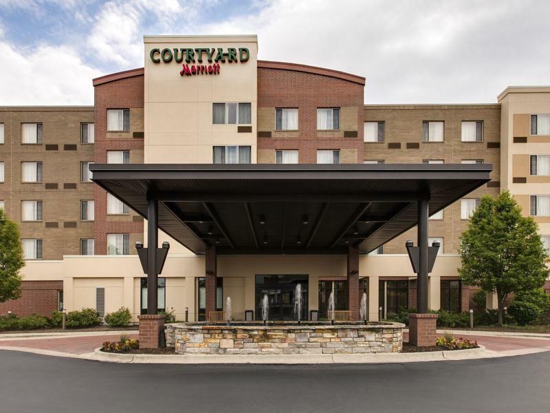 Courtyard By Marriott Chicago Schaumburg/Woodfield Mall Екстериор снимка